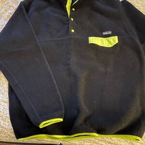 Patagonia Synchilla Black Fleece with Green Trim